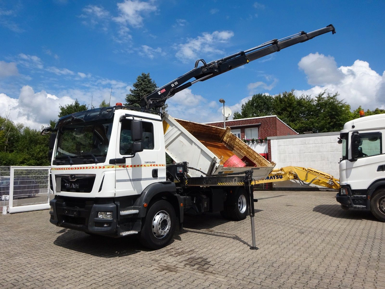 MAN 15.290 TGM 3Skipper + HIAB 111-B3 HIDUO Kran 4x2 - Kipper, Autokran: das Bild 4 MAN 15.290 TGM 3Skipper + HIAB 111-B3 HIDUO Kran 4x2 - Kipper, Autokran: das Bild 4