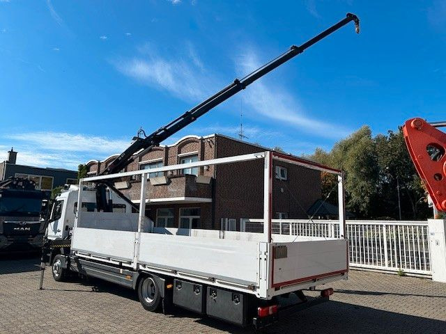 Mercedes-Benz 1221 Pritsche + HIAB XS077 ES 3 - 4x2 weiß - Pritsche LKW, Autokran: das Bild 3 Mercedes-Benz 1221 Pritsche + HIAB XS077 ES 3 - 4x2 weiß - Pritsche LKW, Autokran: das Bild 3