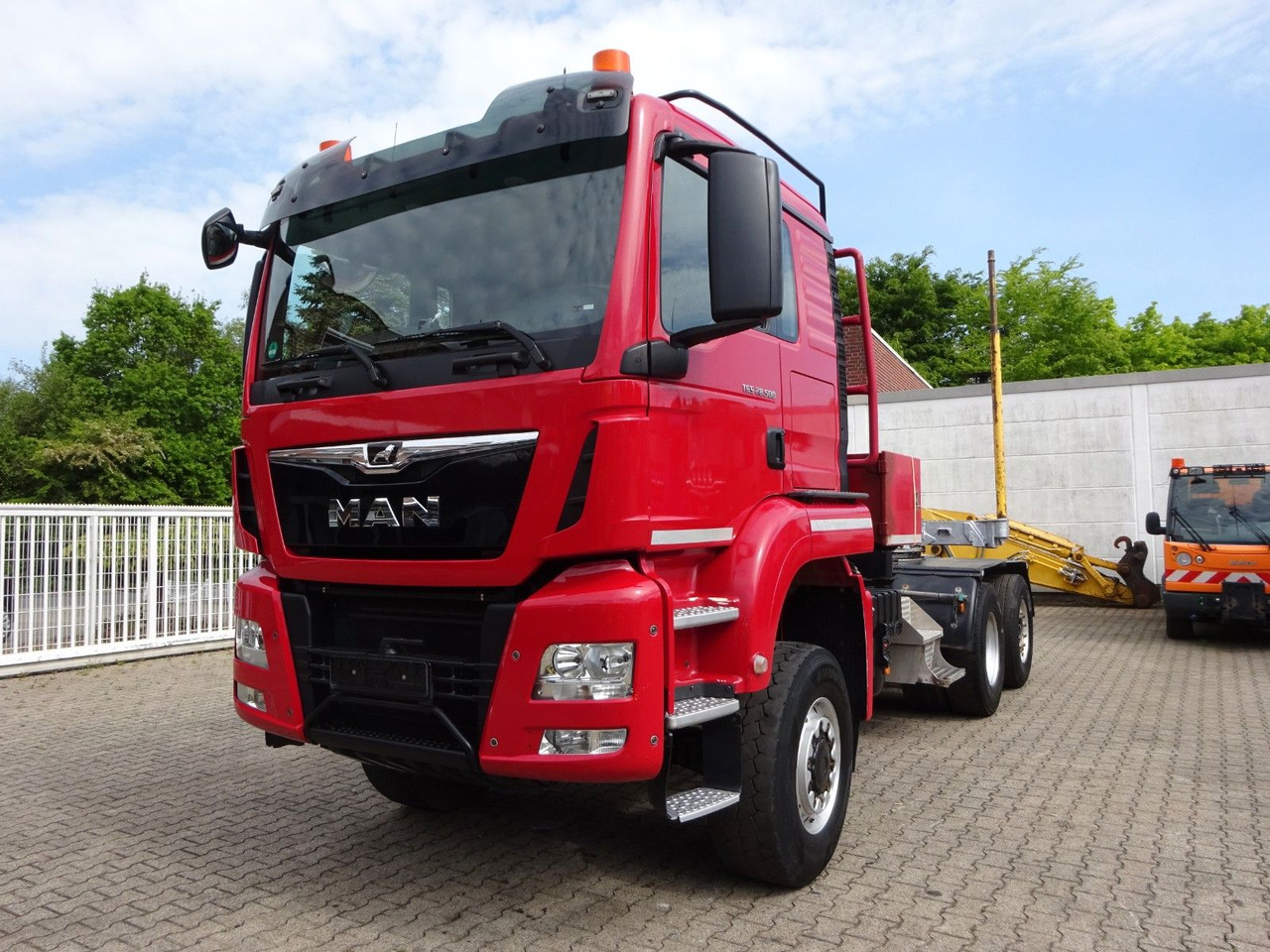 MAN 28.500 TGS mit Lift+Lenkachse Allrad - Sattelzugmaschine: das Bild 1 MAN 28.500 TGS mit Lift+Lenkachse Allrad - Sattelzugmaschine: das Bild 1