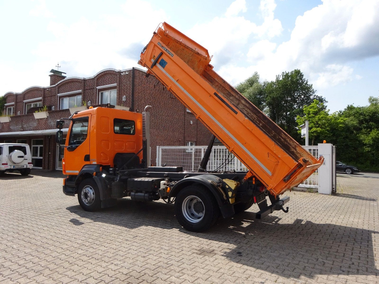 Volvo FL 280 MEILLER 3Skipper 4x2 - Kipper: das Bild 2 Volvo FL 280 MEILLER 3Skipper 4x2 - Kipper: das Bild 2