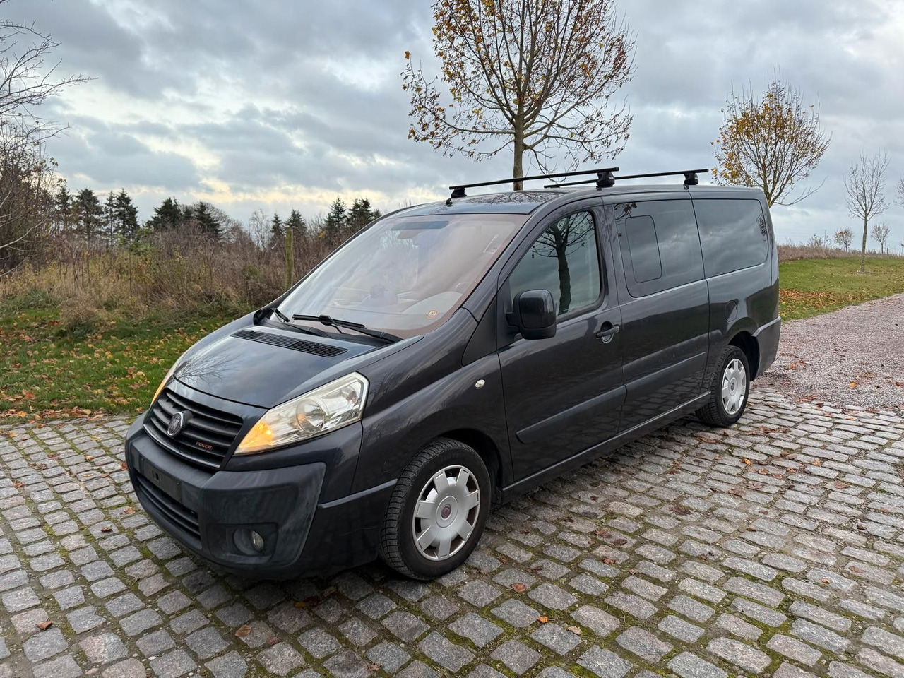 Fiat Scudo 140 Multijet *8 seats* *Climatronic *Navi - Personentransporter: das Bild 1 Fiat Scudo 140 Multijet *8 seats* *Climatronic *Navi - Personentransporter: das Bild 1