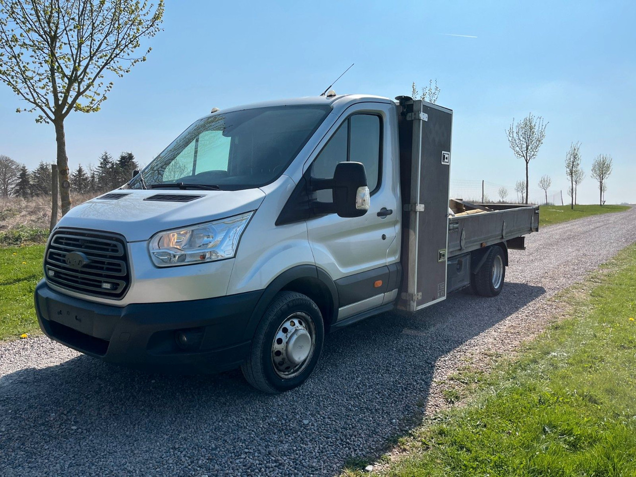 Ford Transit Pritsche 470 L3 Einzelkabine - Pritsche Transporter: das Bild 1 Ford Transit Pritsche 470 L3 Einzelkabine - Pritsche Transporter: das Bild 1