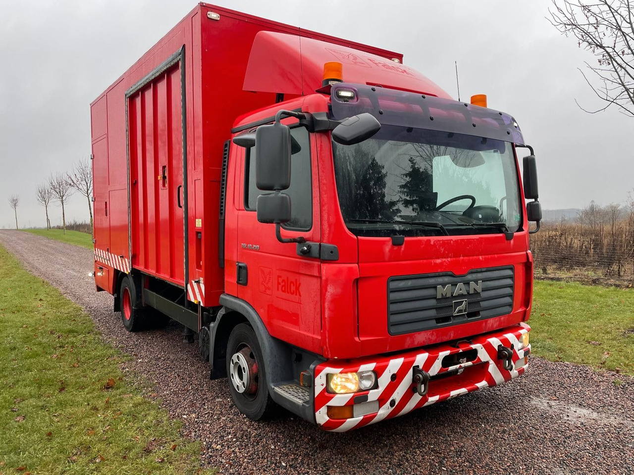 MAN TGL 10.210 Fg MAN TGL 10.210 Fg Tier & Pferde transport - Koffer LKW: das Bild 1 MAN TGL 10.210 Fg MAN TGL 10.210 Fg Tier & Pferde transport - Koffer LKW: das Bild 1
