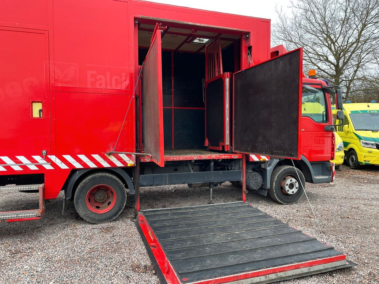 MAN TGL 10.210 Fg MAN TGL 10.210 Fg Tier & Pferde transport - Koffer LKW: das Bild 2 MAN TGL 10.210 Fg MAN TGL 10.210 Fg Tier & Pferde transport - Koffer LKW: das Bild 2