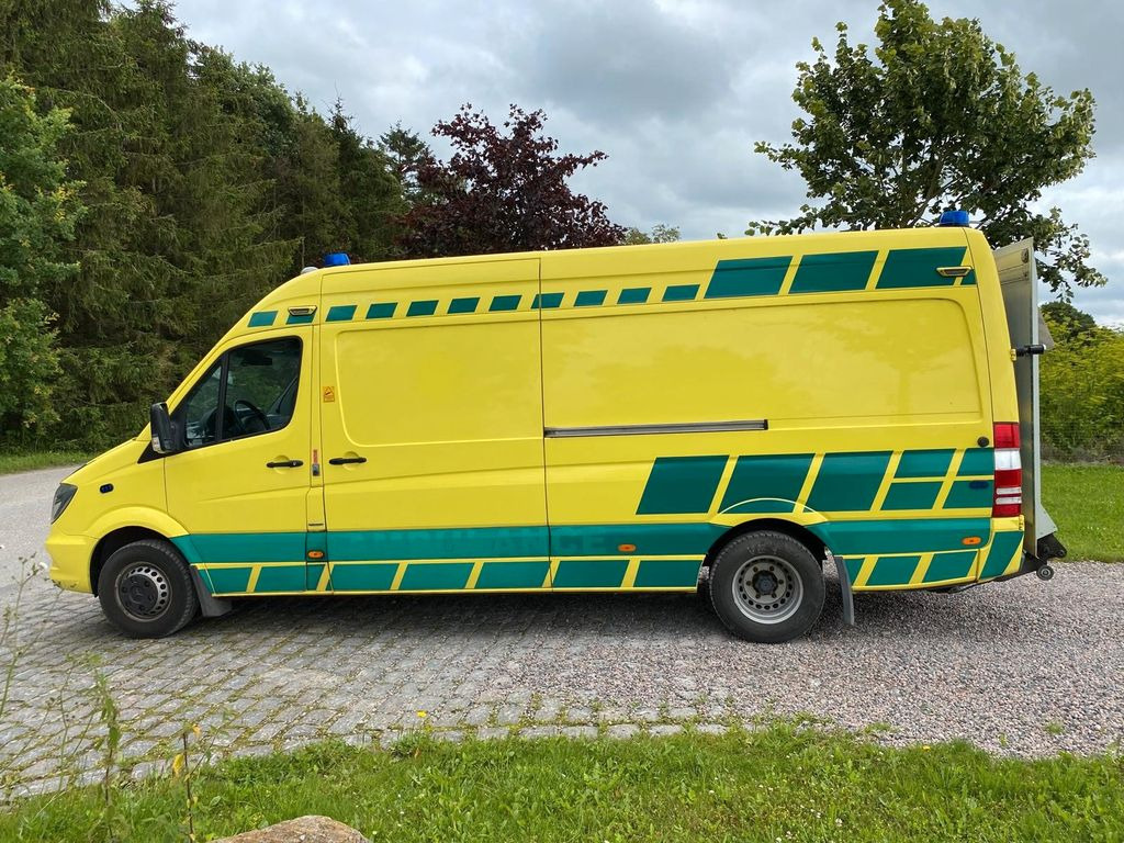 Mercedes-Benz Sprinter 519 CDI MAXI +Lift *25800€ netto - Krankenwagen: das Bild 4 Mercedes-Benz Sprinter 519 CDI MAXI +Lift *25800€ netto - Krankenwagen: das Bild 4