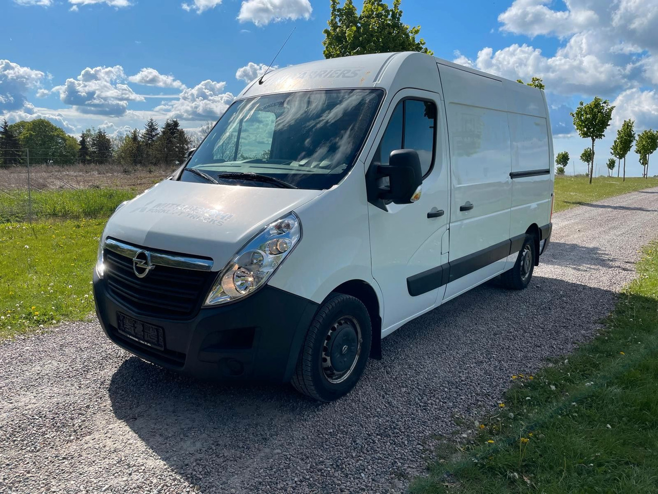 Opel Movano 2.3CDTi 170HP L2H2 Van *7600€ netto - Kleintransporter: das Bild 2 Opel Movano 2.3CDTi 170HP L2H2 Van *7600€ netto - Kleintransporter: das Bild 2