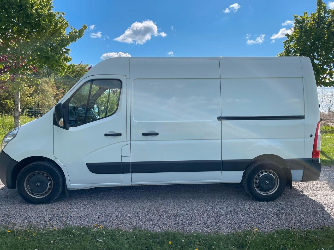 Opel Movano 2.3CDTi 170HP L2H2 Van *7600€ netto - Kleintransporter: das Bild 3 Opel Movano 2.3CDTi 170HP L2H2 Van *7600€ netto - Kleintransporter: das Bild 3