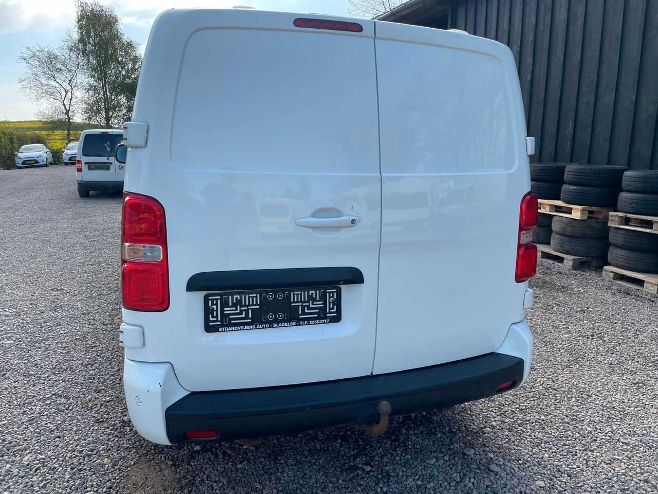 Peugeot Expert Kasten Premium L3 BlueHDi 2,0 *Defect* - Kleintransporter: das Bild 4 Peugeot Expert Kasten Premium L3 BlueHDi 2,0 *Defect* - Kleintransporter: das Bild 4