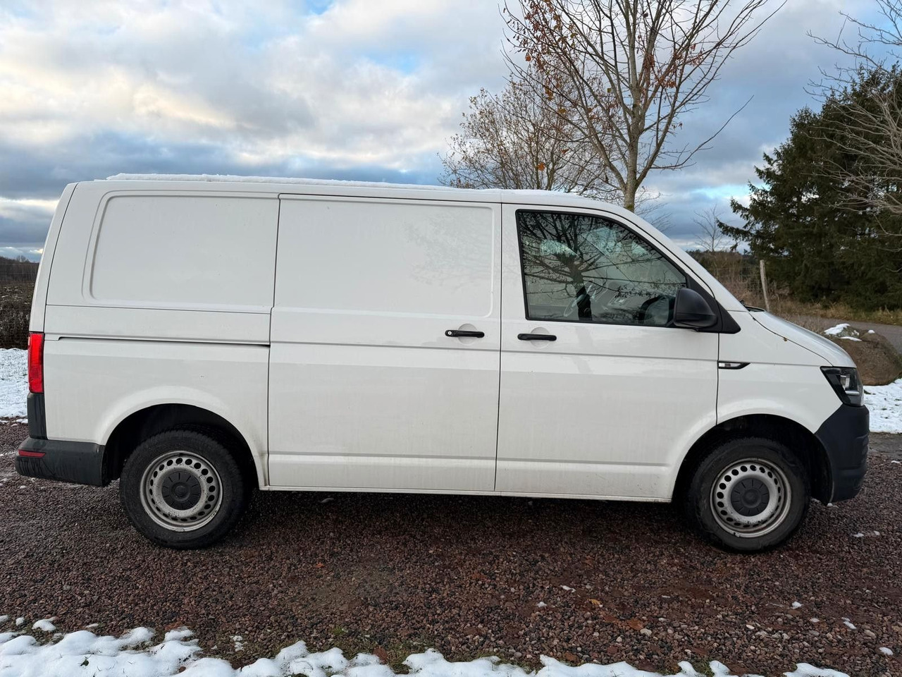 Volkswagen T6 Transporter Kasten Kombi - Personentransporter: das Bild 5 Volkswagen T6 Transporter Kasten Kombi - Personentransporter: das Bild 5