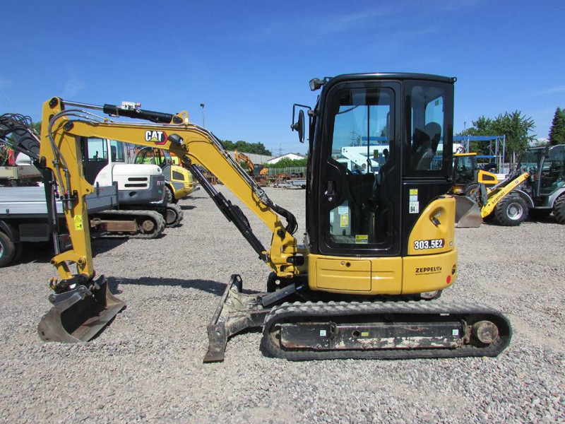 Cat 303.5 E2 CR Minibagger 33.000 EUR - Minibagger: das Bild 1 Cat 303.5 E2 CR Minibagger 33.000 EUR - Minibagger: das Bild 1