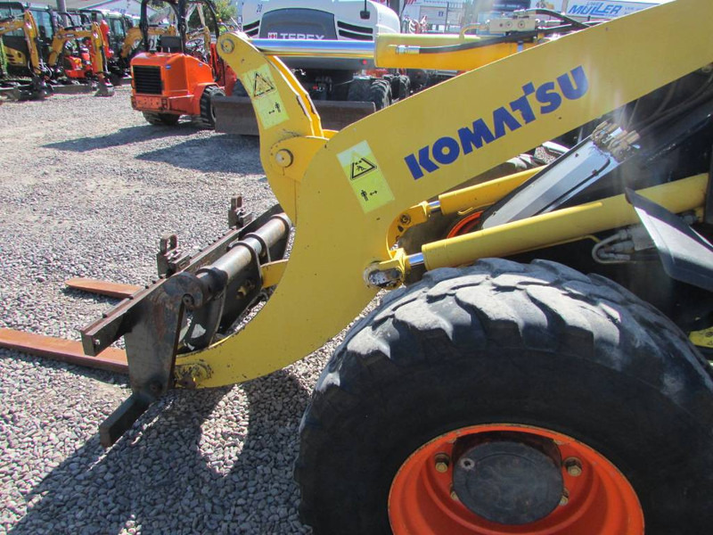 Komatsu WA 100 M-5 Radlader 15.000€ netto - Radlader: das Bild 5 Komatsu WA 100 M-5 Radlader 15.000€ netto - Radlader: das Bild 5