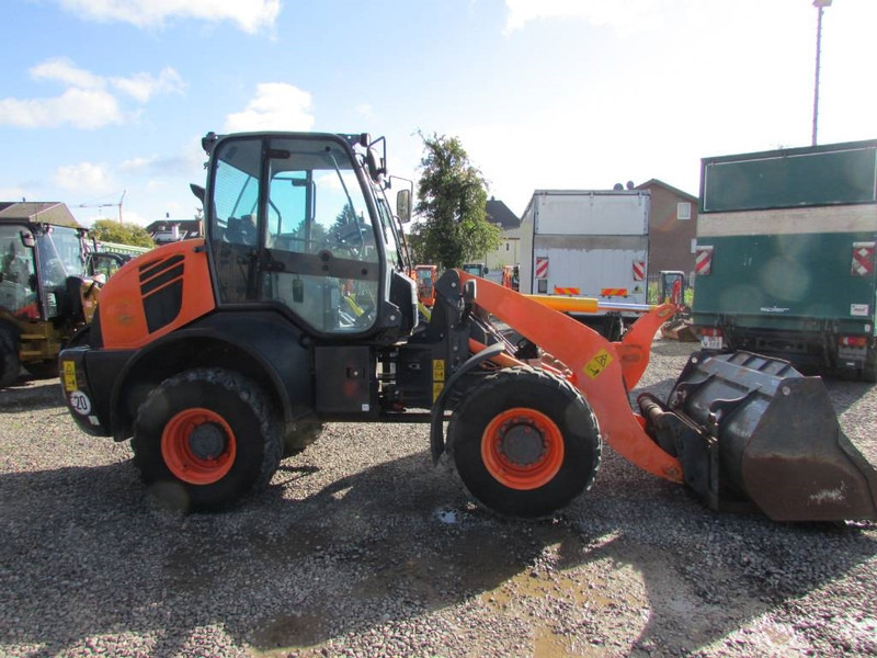 Komatsu WA 100 M-7 Radlader 28.000 EUR - Radlader: das Bild 4 Komatsu WA 100 M-7 Radlader 28.000 EUR - Radlader: das Bild 4