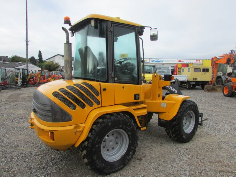 Volvo L 35 B-Z Radlader 16.000 EUR - Radlader: das Bild 5 Volvo L 35 B-Z Radlader 16.000 EUR - Radlader: das Bild 5