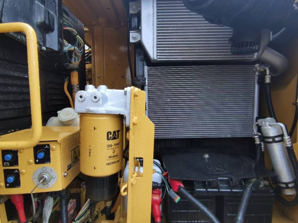 Kettenbagger CAT 313D2GC: das Bild 6