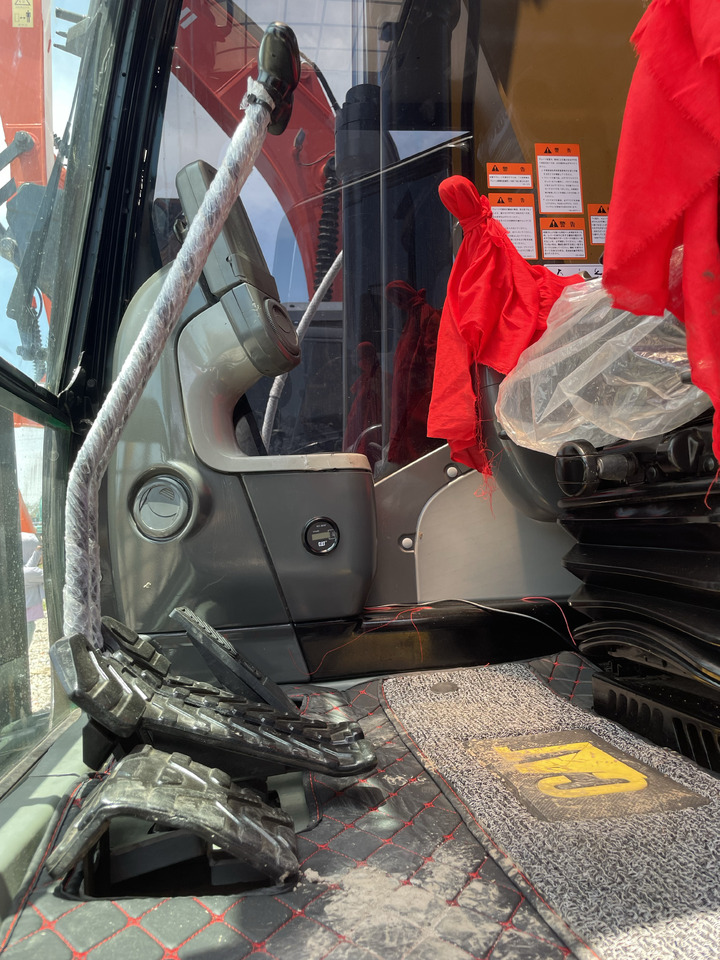 Kettenbagger CATERPILLAR 323D2: das Bild 6
