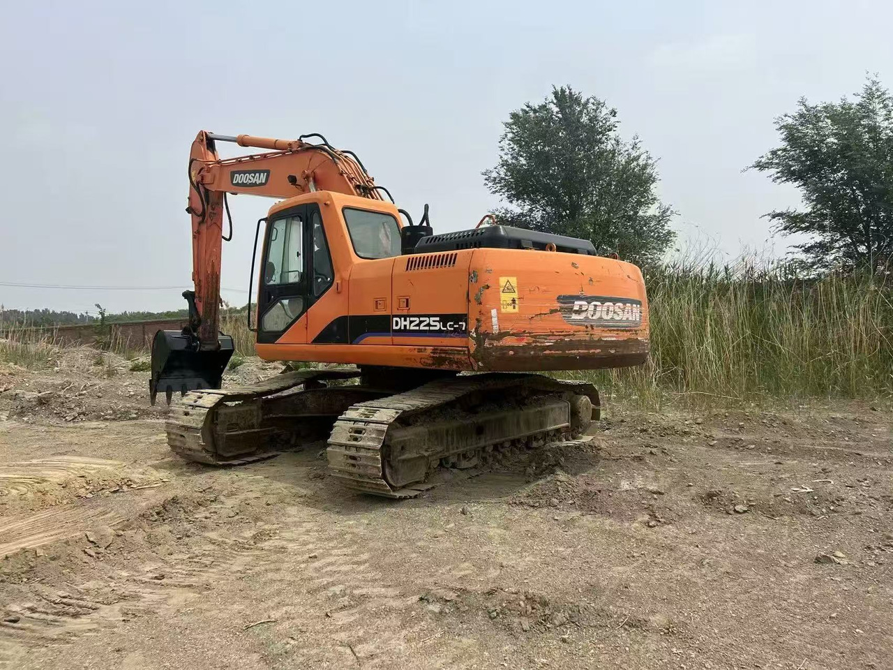 DOOSAN DH225LC-7 - Kettenbagger: das Bild 3 DOOSAN DH225LC-7 - Kettenbagger: das Bild 3