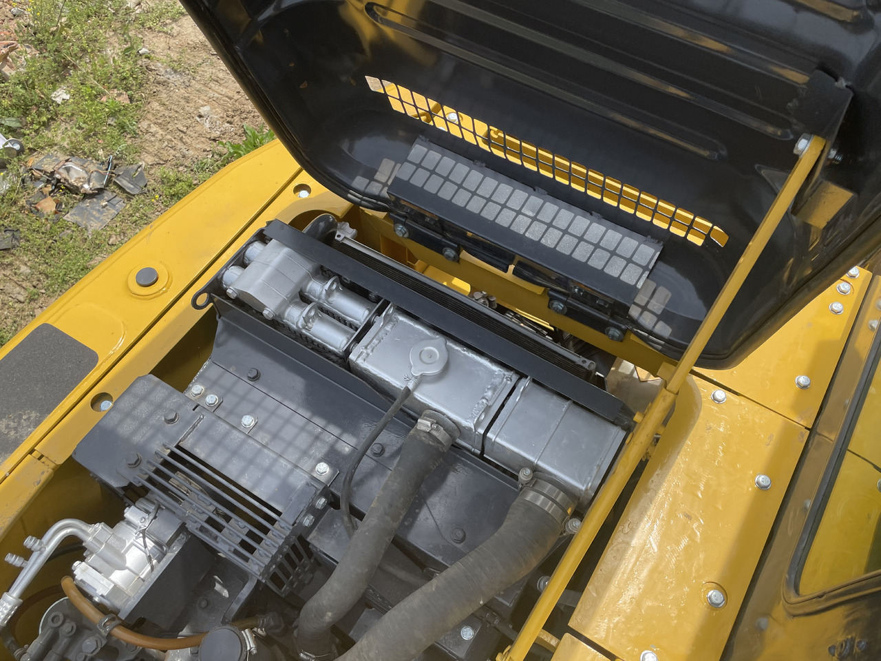 KOMATSU PC 130-7 - Minibagger: das Bild 5 KOMATSU PC 130-7 - Minibagger: das Bild 5
