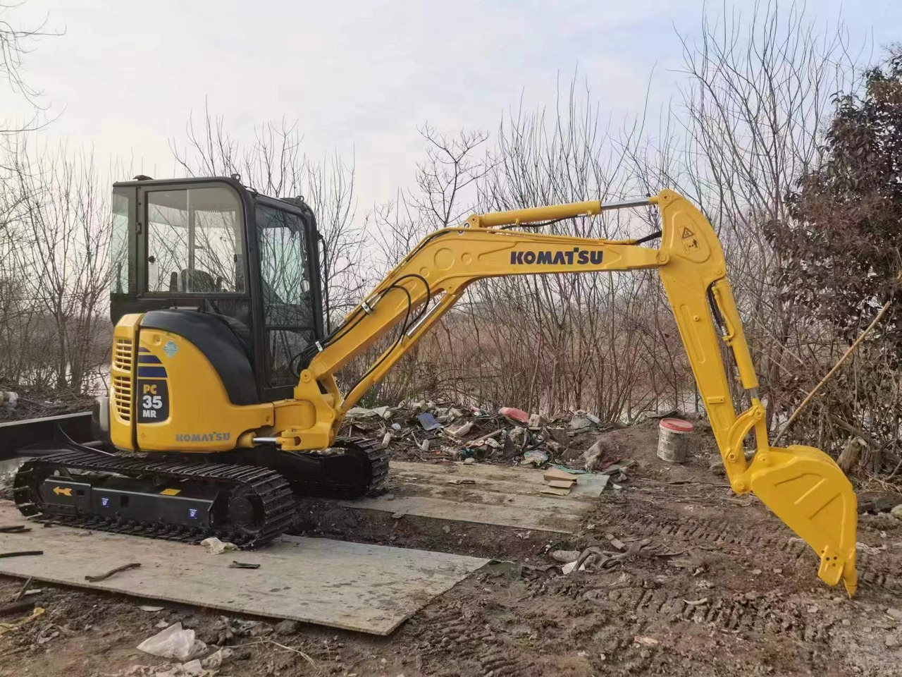 KOMATSU PC 35 MR - Minibagger: das Bild 1 KOMATSU PC 35 MR - Minibagger: das Bild 1