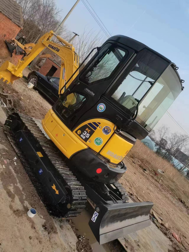 KOMATSU PC 35 MR - Minibagger: das Bild 5 KOMATSU PC 35 MR - Minibagger: das Bild 5