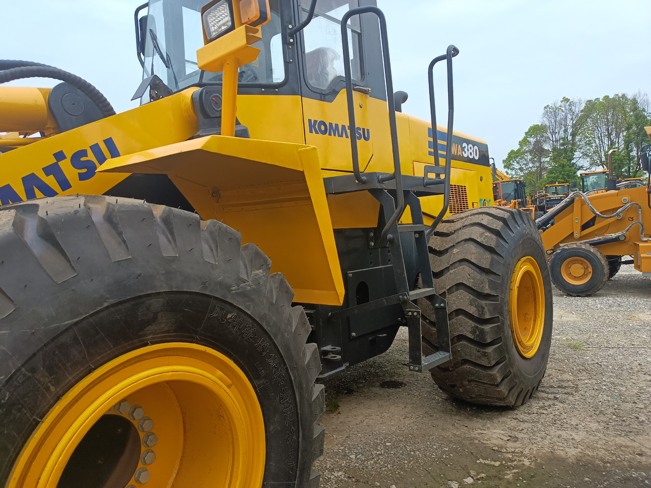 Radlader KOMATSU WA380-3: das Bild 9