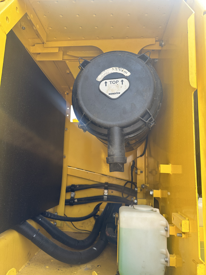 Komatsu PC 240 LC-8 - Kettenbagger: das Bild 5 Komatsu PC 240 LC-8 - Kettenbagger: das Bild 5