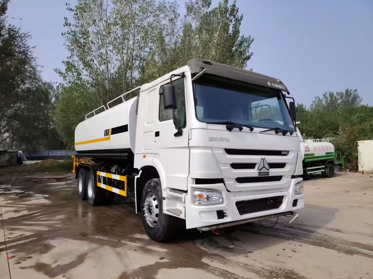 SINOTRUK HOWO sprinkler - Tankwagen: das Bild 1 SINOTRUK HOWO sprinkler - Tankwagen: das Bild 1