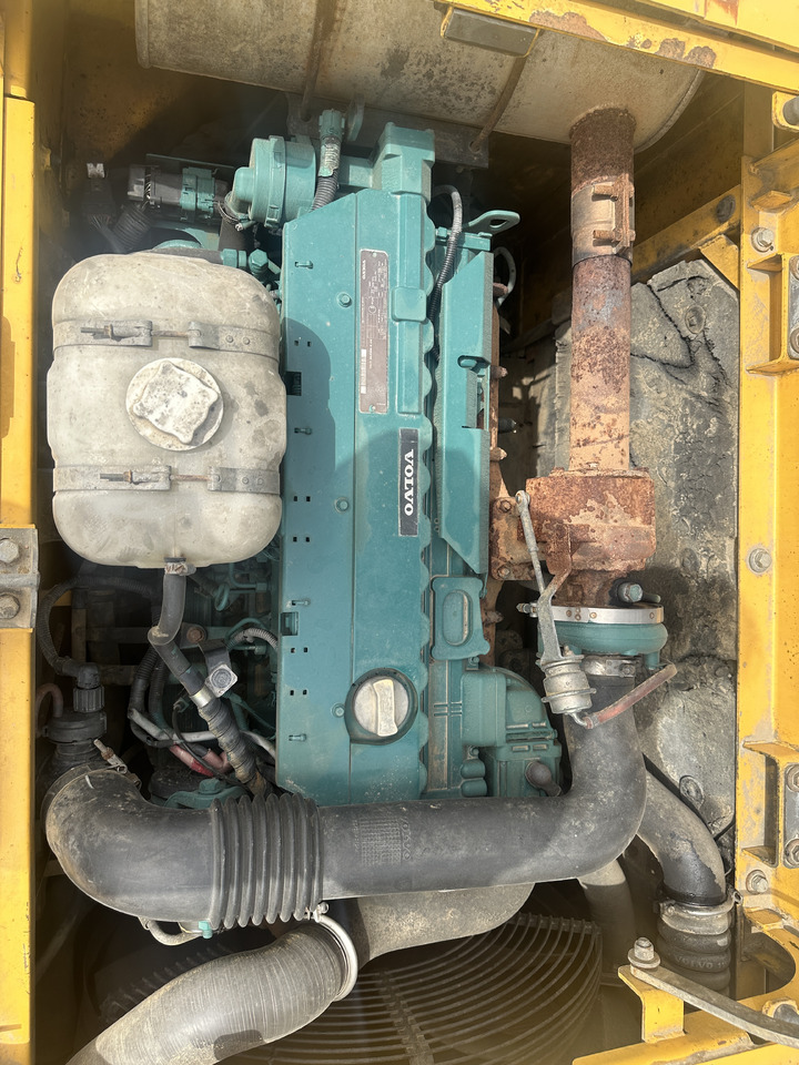 VOLVO EC220D - Kettenbagger: das Bild 5 VOLVO EC220D - Kettenbagger: das Bild 5