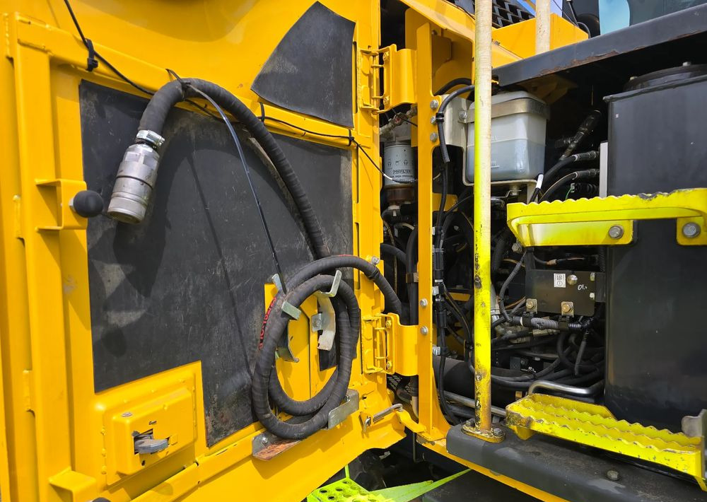 Komatsu - Mobilbagger: das Bild 5 Komatsu - Mobilbagger: das Bild 5