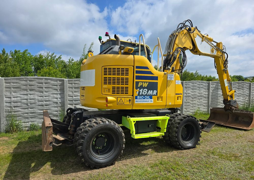 Komatsu - Mobilbagger: das Bild 4 Komatsu - Mobilbagger: das Bild 4