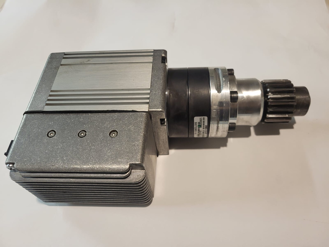 BT steering motor 7596767001 - Ersatzteile für Flurförderzeug: das Bild 2 BT steering motor 7596767001 - Ersatzteile für Flurförderzeug: das Bild 2