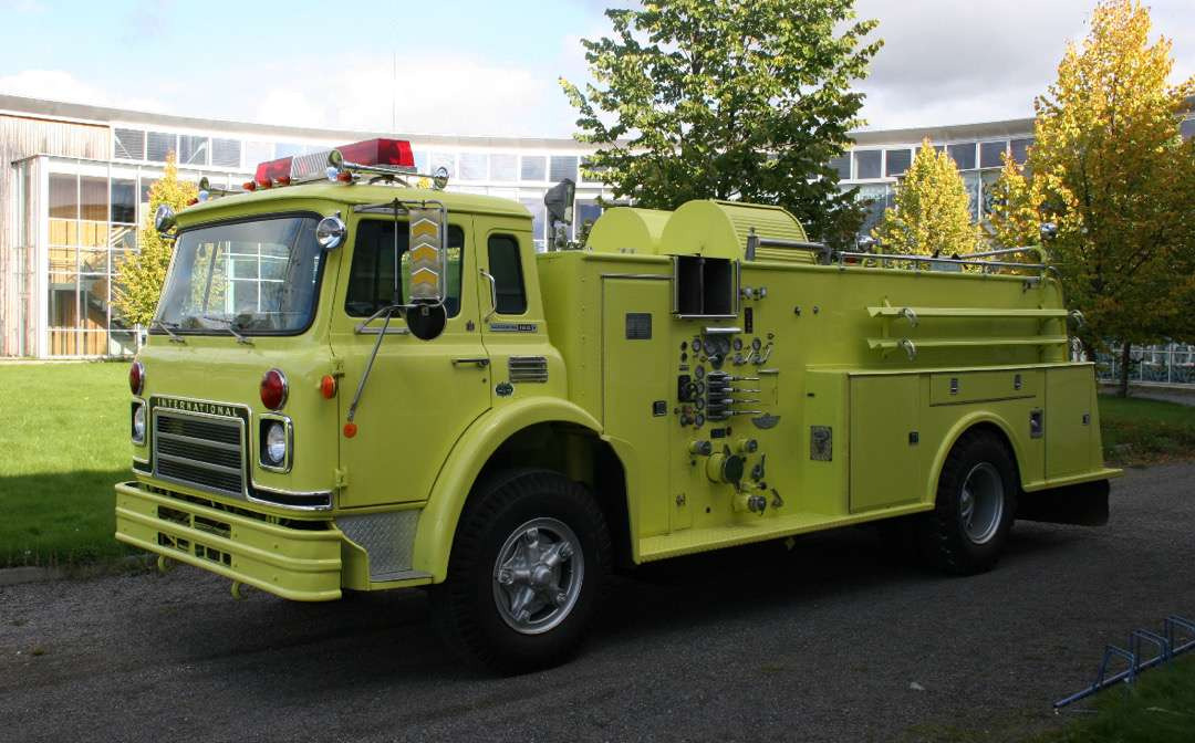 1975 International Cargostar 1910B Firetruck - Feuerwehrfahrzeug: das Bild 1 1975 International Cargostar 1910B Firetruck - Feuerwehrfahrzeug: das Bild 1