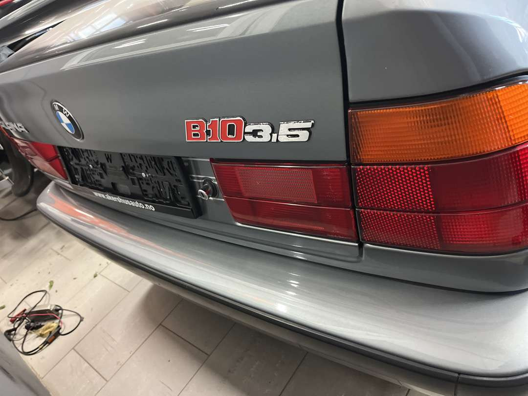 1992 BMW Alpina B10 3,5 - ny minstepris - PKW: das Bild 3 1992 BMW Alpina B10 3,5 - ny minstepris - PKW: das Bild 3