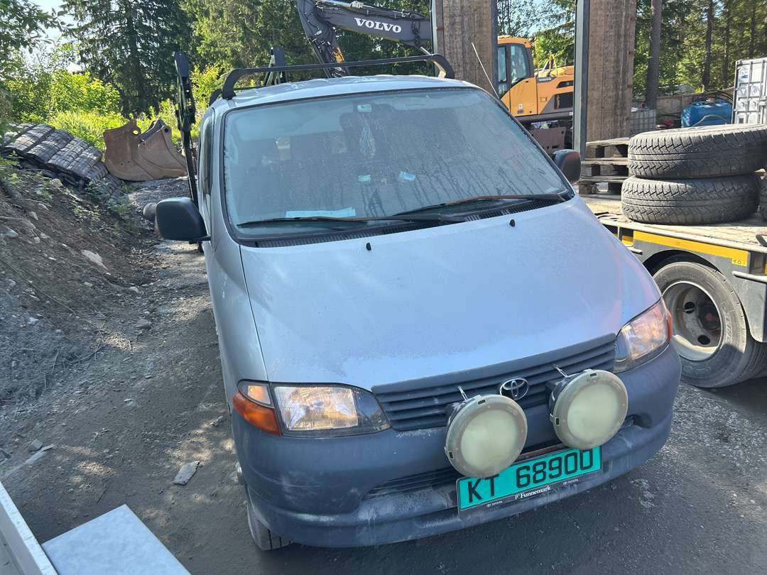 2005 Varebil TOYOTA HIACE 4WD EU-Godkjent - Kastenwagen: das Bild 2 2005 Varebil TOYOTA HIACE 4WD EU-Godkjent - Kastenwagen: das Bild 2