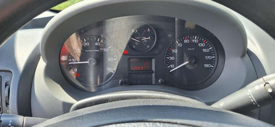 2007 Varebil PEUGEOT EXPERT - lang utgave (rep.-objekt) - Kastenwagen: das Bild 5 2007 Varebil PEUGEOT EXPERT - lang utgave (rep.-objekt) - Kastenwagen: das Bild 5
