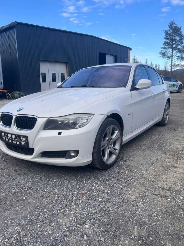 2009 BMW 316i Facelift (se mangellapp) - rep.-objekt - Limousine: das Bild 2 2009 BMW 316i Facelift (se mangellapp) - rep.-objekt - Limousine: das Bild 2