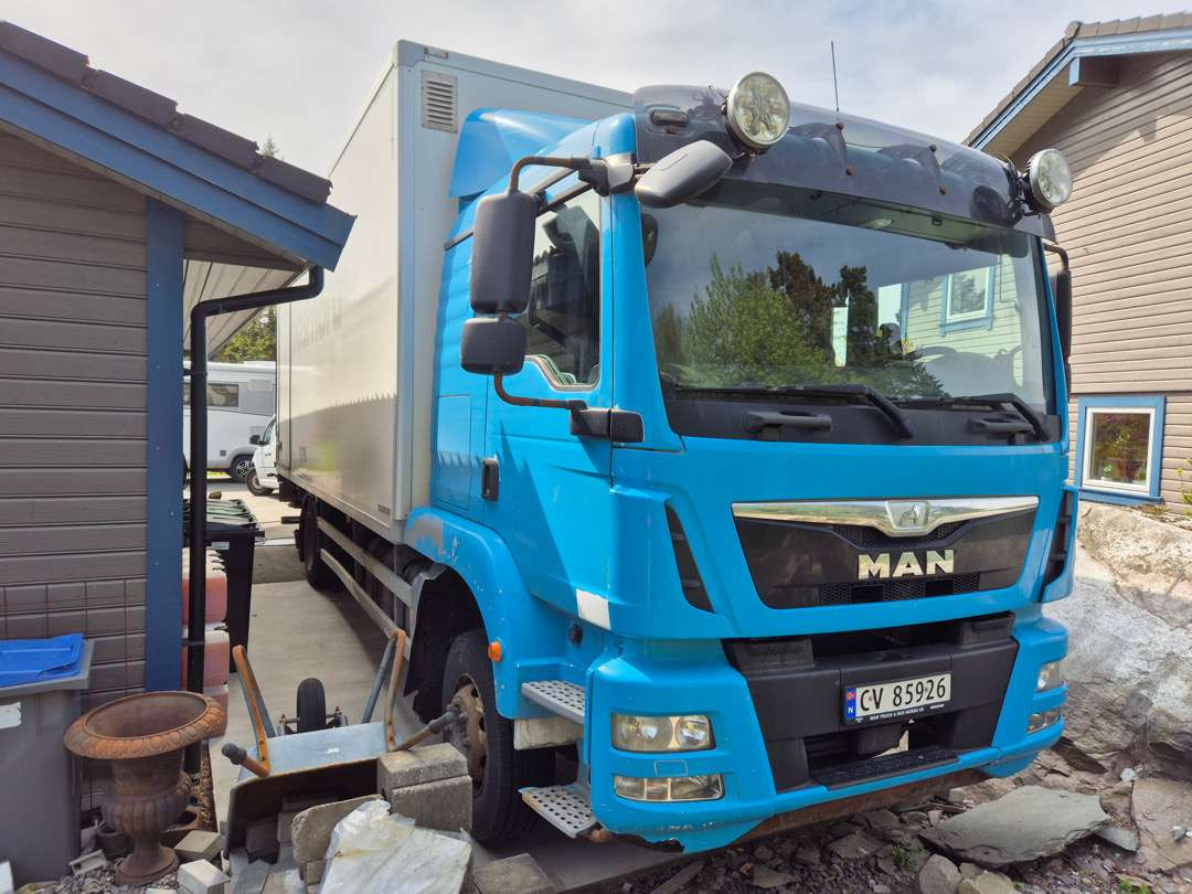 2016 Skapbil MAN TGM15.250 EU-godkjent Euroklasse 6T - Koffer LKW: das Bild 2 2016 Skapbil MAN TGM15.250 EU-godkjent Euroklasse 6T - Koffer LKW: das Bild 2