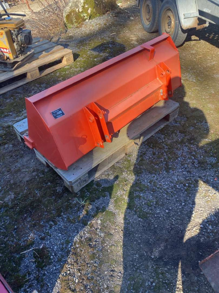 Kubota B1625 skuffe - Anbauteil: das Bild 3 Kubota B1625 skuffe - Anbauteil: das Bild 3