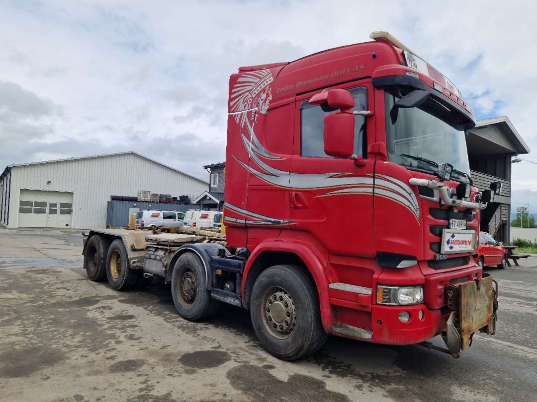 Scania R580 Brøytebil med sideplog og hydraulisk saltsystem - Abrollkipper: das Bild 3 Scania R580 Brøytebil med sideplog og hydraulisk saltsystem - Abrollkipper: das Bild 3