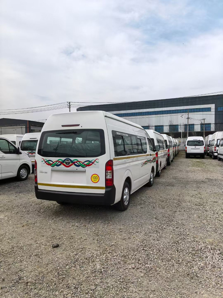 AUMAN - Kleinbus, Personentransporter: das Bild 3 AUMAN - Kleinbus, Personentransporter: das Bild 3