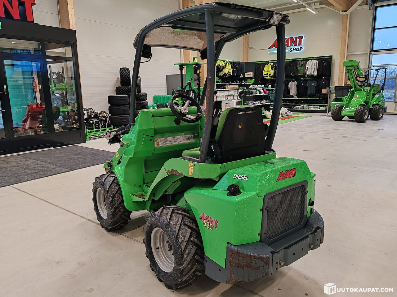 Avant 520 2014 – 2,035 h – running and drivable compact loader, Juva - Hoflader: das Bild 5 Avant 520 2014 – 2,035 h – running and drivable compact loader, Juva - Hoflader: das Bild 5