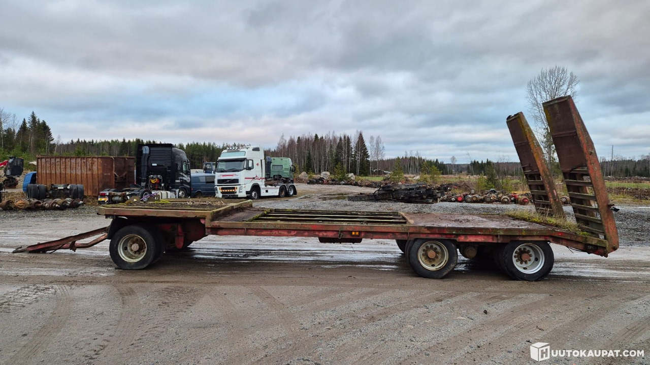 Goldhofer trailer chassis, Uusikaarlepyy - Landwirtschaftlicher Plattformanhänger: das Bild 1 Goldhofer trailer chassis, Uusikaarlepyy - Landwirtschaftlicher Plattformanhänger: das Bild 1
