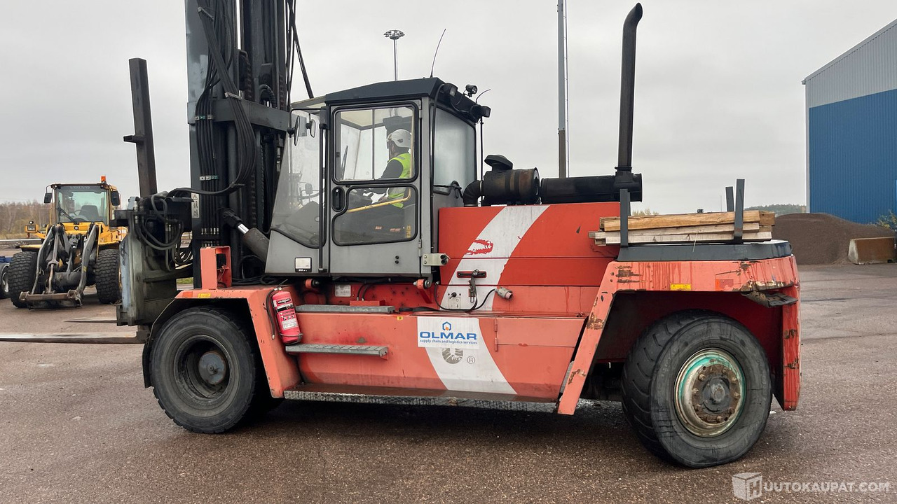 Kalmar DCD 160-12, 2001, Hamina - Dieselstapler: das Bild 5 Kalmar DCD 160-12, 2001, Hamina - Dieselstapler: das Bild 5