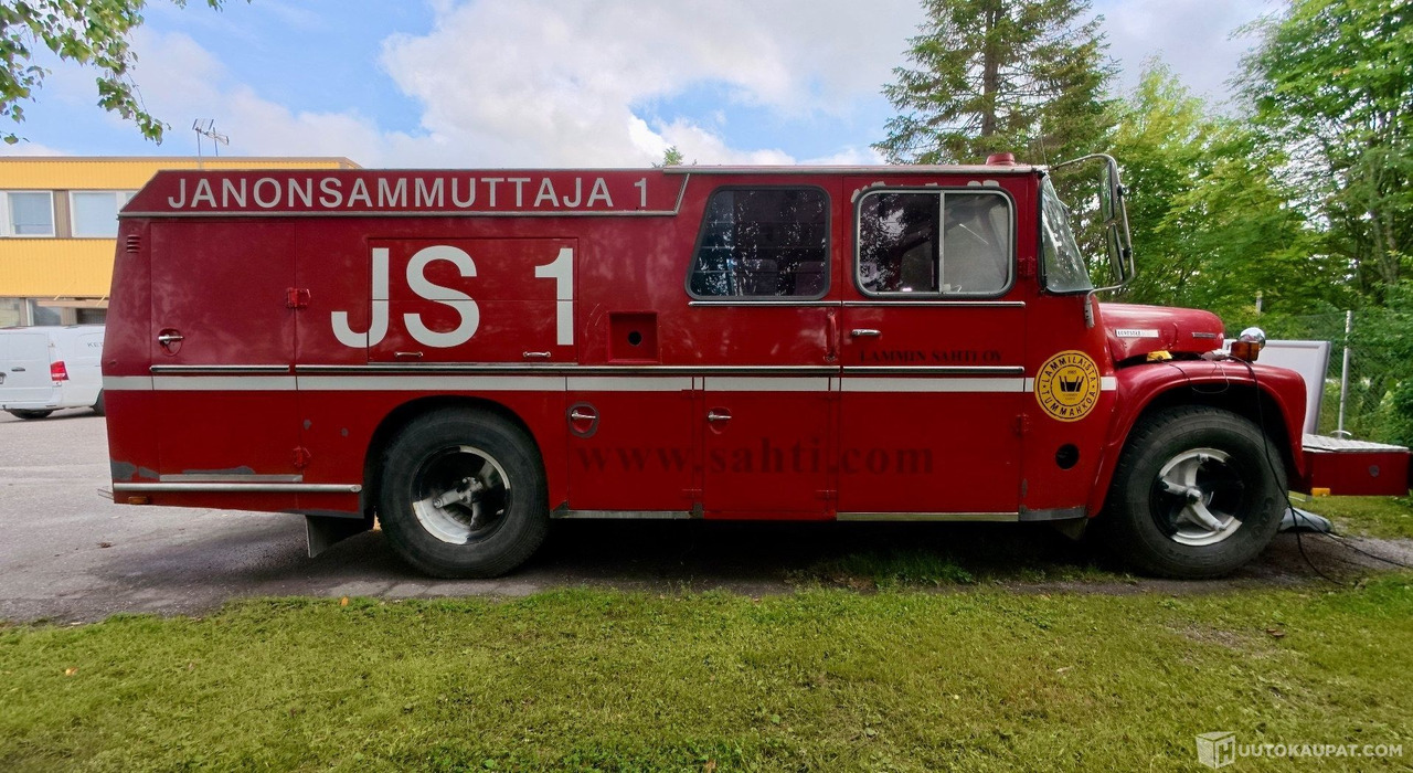 International Loadstar 1600, 42 740 km, 1974, leimaa lähes vuosi, Paloauto, Salo - LKW: das Bild 2 International Loadstar 1600, 42 740 km, 1974, leimaa lähes vuosi, Paloauto, Salo - LKW: das Bild 2