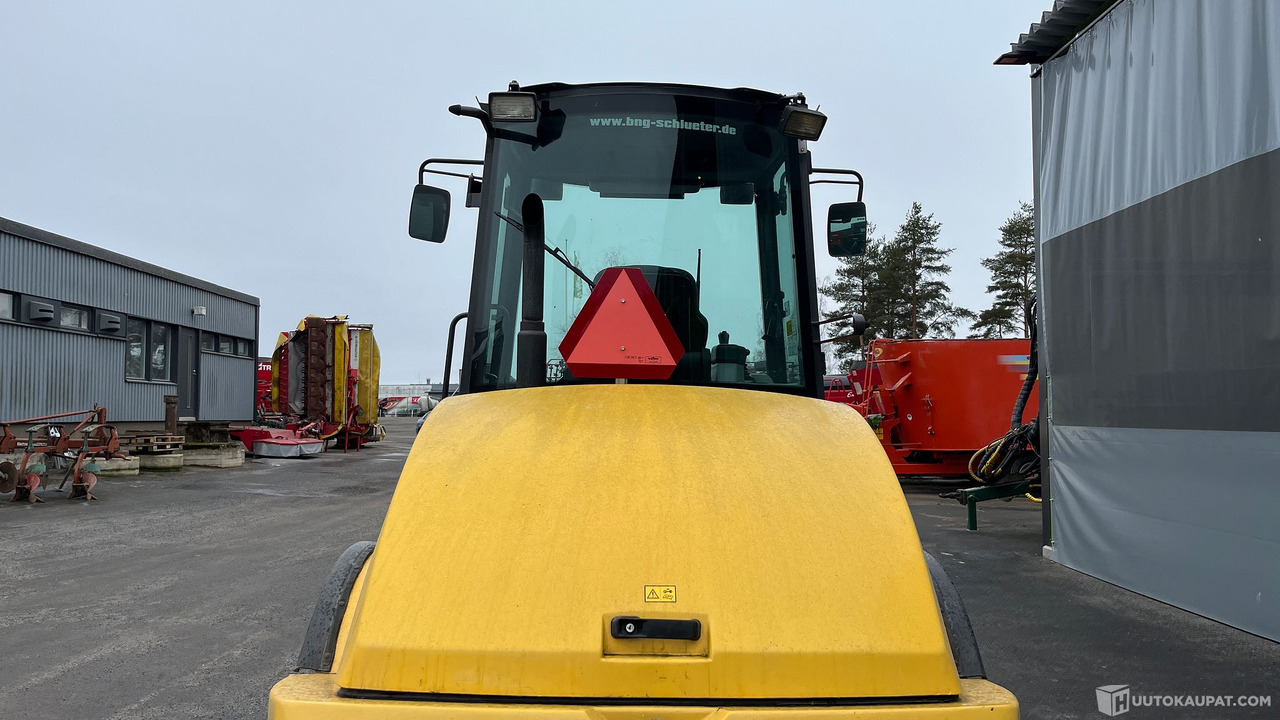New Holland W80 TC HIGHSP, 2008, pyöräkuormaaja, Seinäjoki - Landmaschine: das Bild 2 New Holland W80 TC HIGHSP, 2008, pyöräkuormaaja, Seinäjoki - Landmaschine: das Bild 2