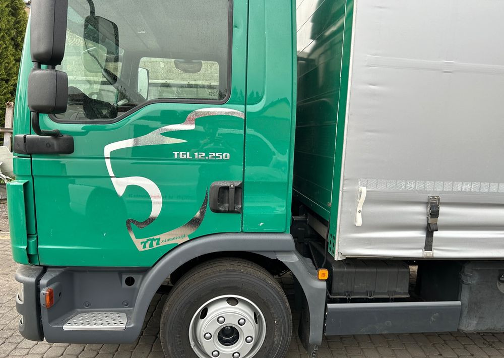 MAN TGL 12.250 6.2m AUTOMAT KLIMA z Niemiec ESP nowe opony EURO 6 / 4.75 rozstaw / zawiesie na wózek widłowy / TOP STAN / okazja nauka jazdy MOŻLIWOŚĆ DOSTOSOWANIA 12t - Plane LKW: das Bild 5 MAN TGL 12.250 6.2m AUTOMAT KLIMA z Niemiec ESP nowe opony EURO 6 / 4.75 rozstaw / zawiesie na wózek widłowy / TOP STAN / okazja nauka jazdy MOŻLIWOŚĆ DOSTOSOWANIA 12t - Plane LKW: das Bild 5
