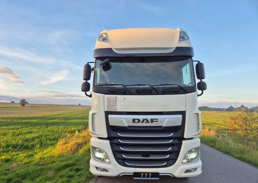 DAF XF 480 SSC TOP STANDARD / 2018 / DUŻE KOTŁY / z Polski / jeden właściciel super zadbane SERWISOWANE - Sattelzugmaschine: das Bild 3 DAF XF 480 SSC TOP STANDARD / 2018 / DUŻE KOTŁY / z Polski / jeden właściciel super zadbane SERWISOWANE - Sattelzugmaschine: das Bild 3