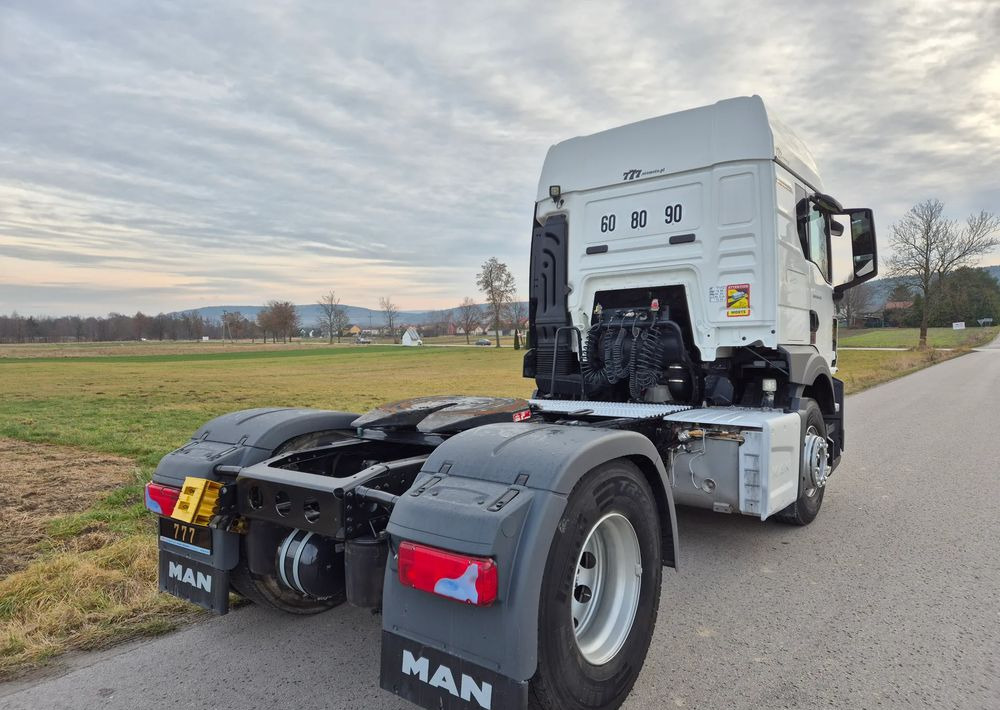 MAN TGS 18.470 NAUKA JAZDY STANDARD 4x2 / TGX 18.360 400 510 460 500 TOP STAN / ŚWIEŻO SPROWADZONY - Sattelzugmaschine: das Bild 3 MAN TGS 18.470 NAUKA JAZDY STANDARD 4x2 / TGX 18.360 400 510 460 500 TOP STAN / ŚWIEŻO SPROWADZONY - Sattelzugmaschine: das Bild 3