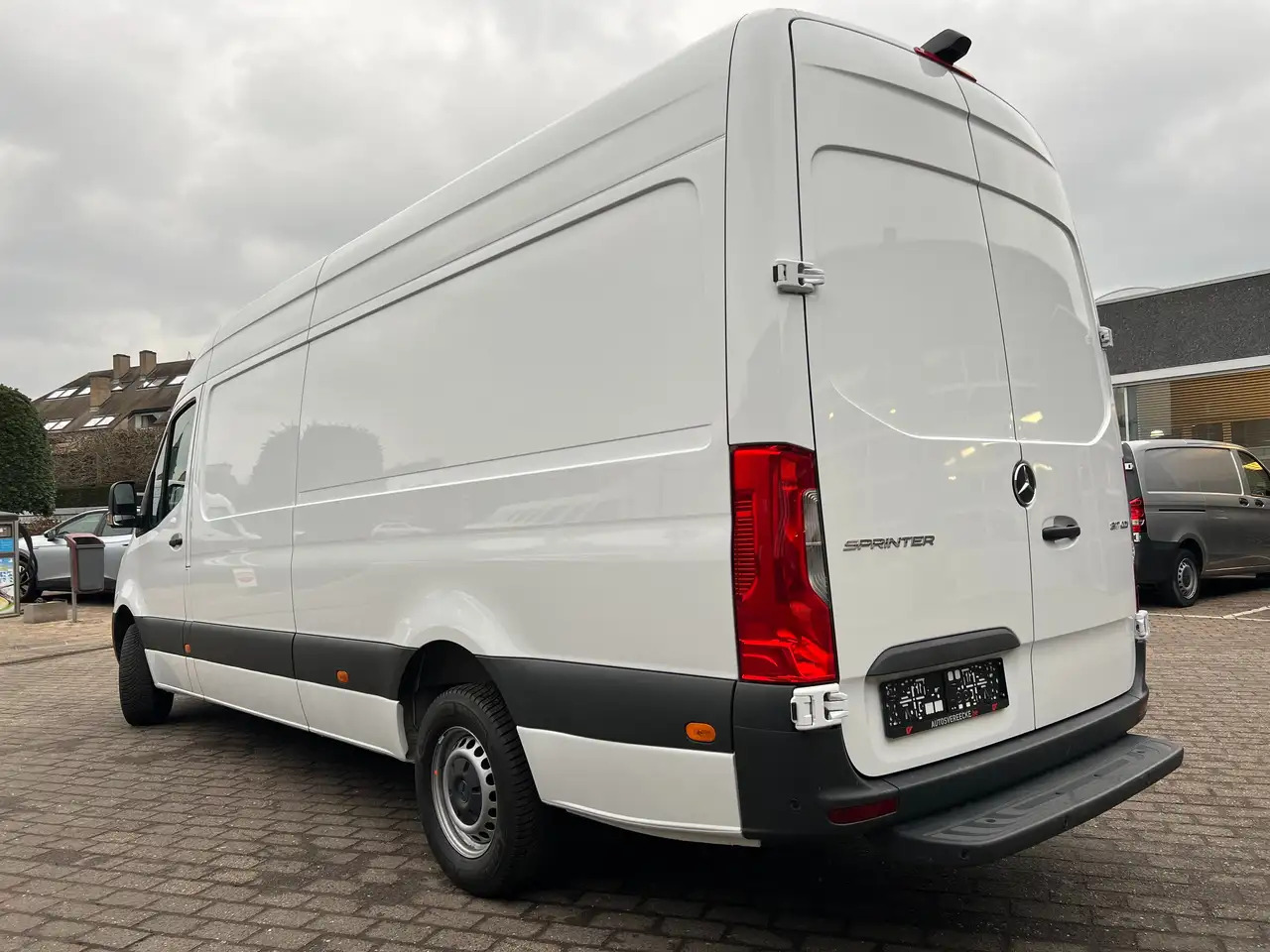 Mercedes-Benz Sprinter 317 L3H2 (37.000ex) 9G-TRONIC CAMERA PTS MBUX - Kastenwagen: das Bild 5 Mercedes-Benz Sprinter 317 L3H2 (37.000ex) 9G-TRONIC CAMERA PTS MBUX - Kastenwagen: das Bild 5