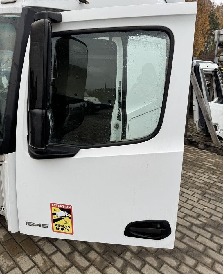 Mercedes-Benz ACTROS MP 4 LEWE truck - Tür und Teile für LKW: das Bild 1 Mercedes-Benz ACTROS MP 4 LEWE truck - Tür und Teile für LKW: das Bild 1
