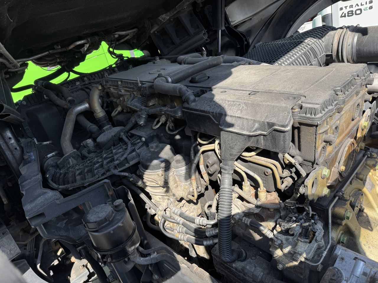 Mercedes-Benz Actros MP 4 OM471LA truck - Motor für LKW: das Bild 2 Mercedes-Benz Actros MP 4 OM471LA truck - Motor für LKW: das Bild 2